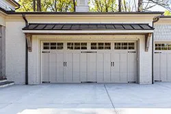 Metro Garage Door Service Paxton, MA 508-433-6335 - garage-doors-side